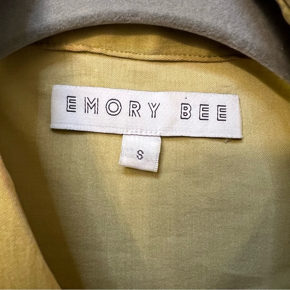 Emory bee west button down - Picture 6 of 12
